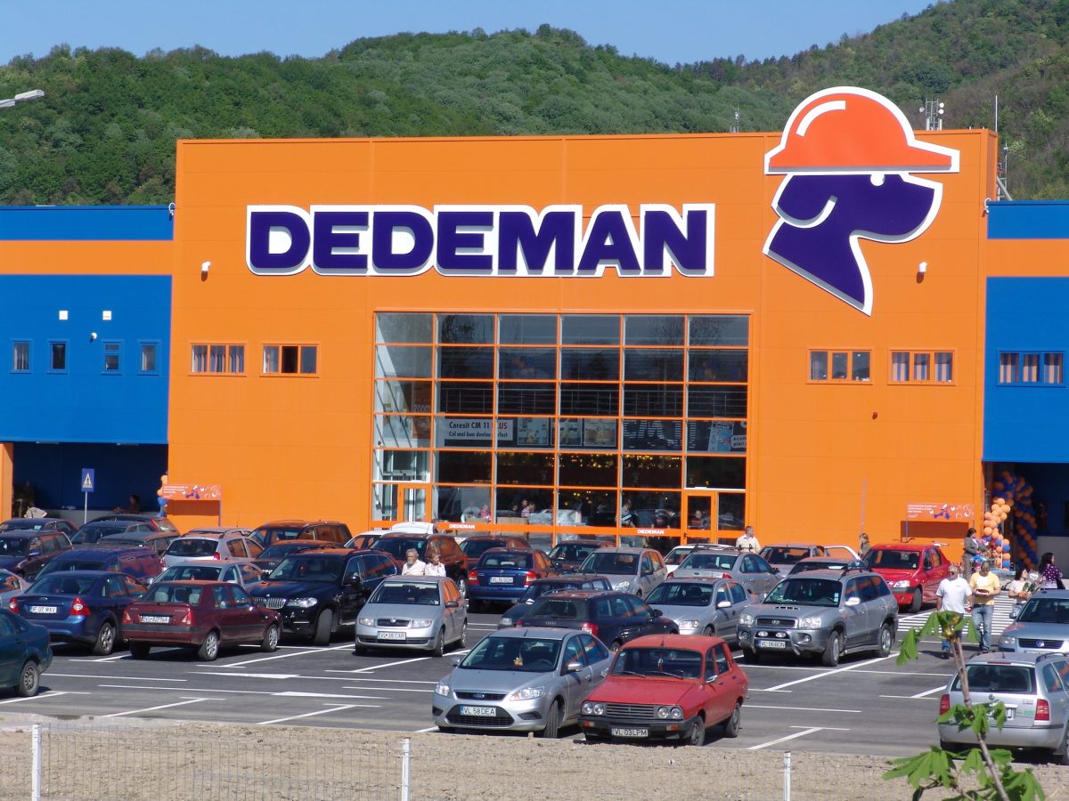 Ce salarii au angajații de la Dedeman! Frații Pavăl se laudă că oferă salarii foarte mari