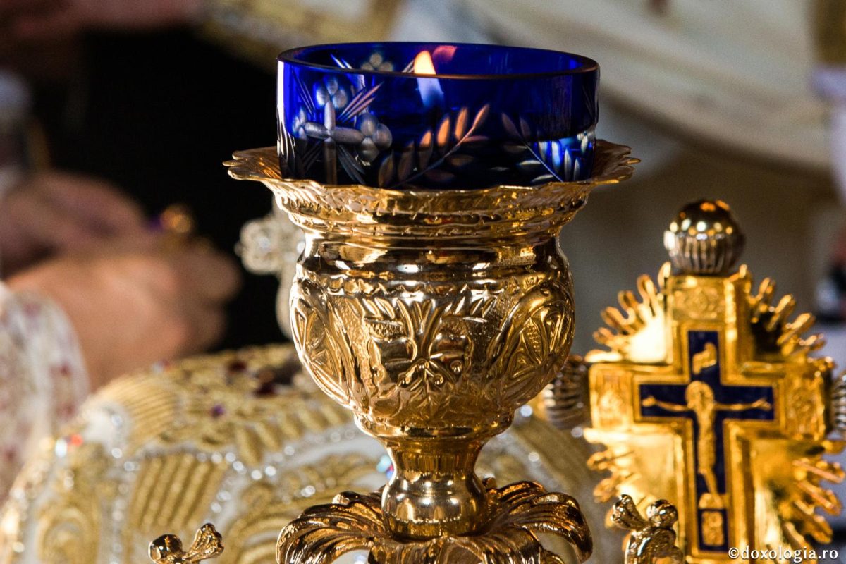 De câte ori este bine să mergi la Sfântul Maslu? Ce zice Biserica legat de acest obicei