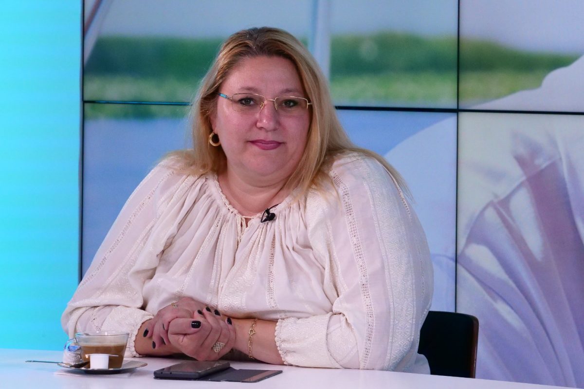 Europarlamentarul Diana Șoșoacă: Comisia Europeană a acordat licența de a ucide transportatorilor ucraineni în timp ce Guvernul României îi lasă fără dreptul de a conduce pe șoferii români