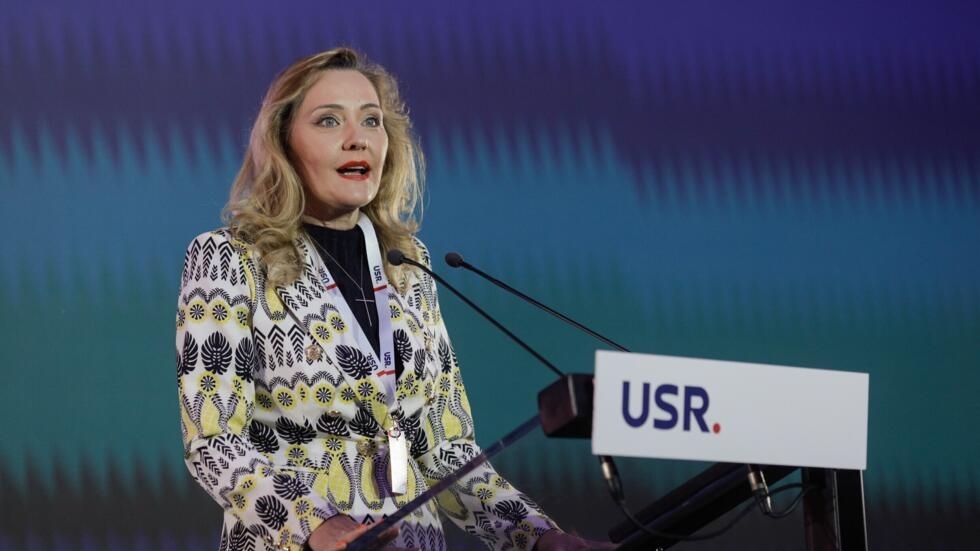 Nicolae Ciucă a sunat-o pe Elena Lasconi. Noua șefa a USR spune că alianța nu mai există