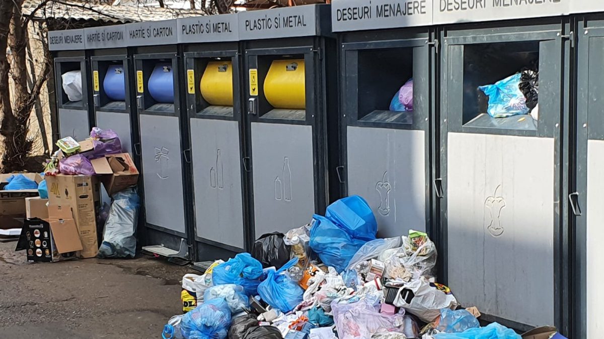 Ieșenii vor plăti mai mult la gunoi de la o lună la alta. Tarifele vor continua să crească din cauza deșeurilor nereciclabile – FOTO