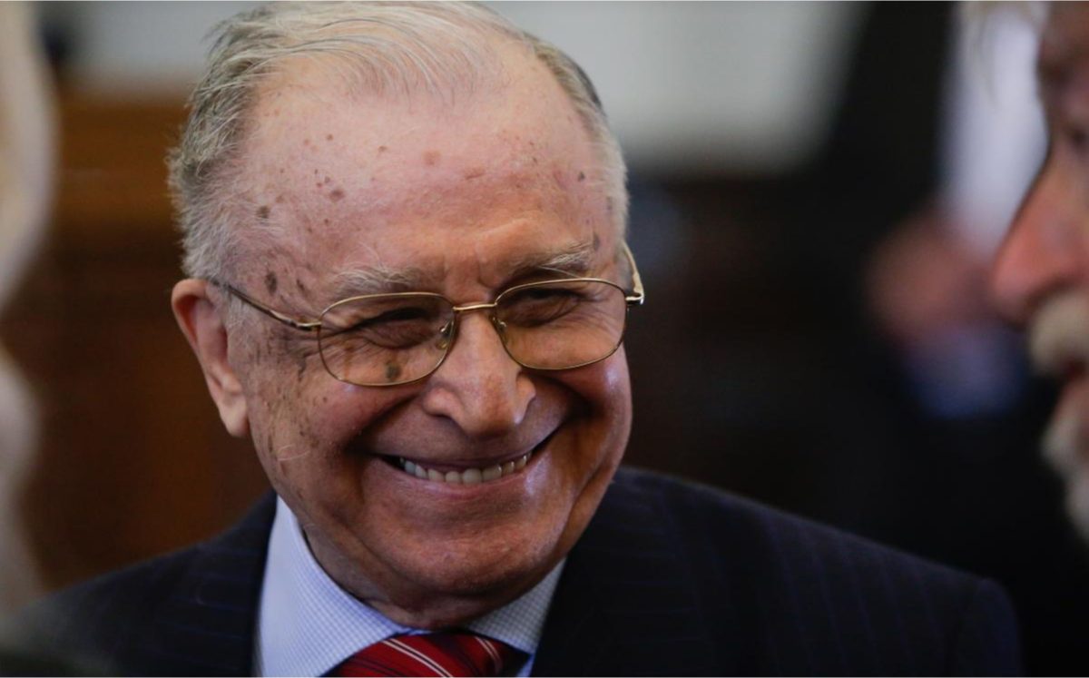 Fostul președinte Ion Iliescu nu votează la alegerile locale şi europarlamentare