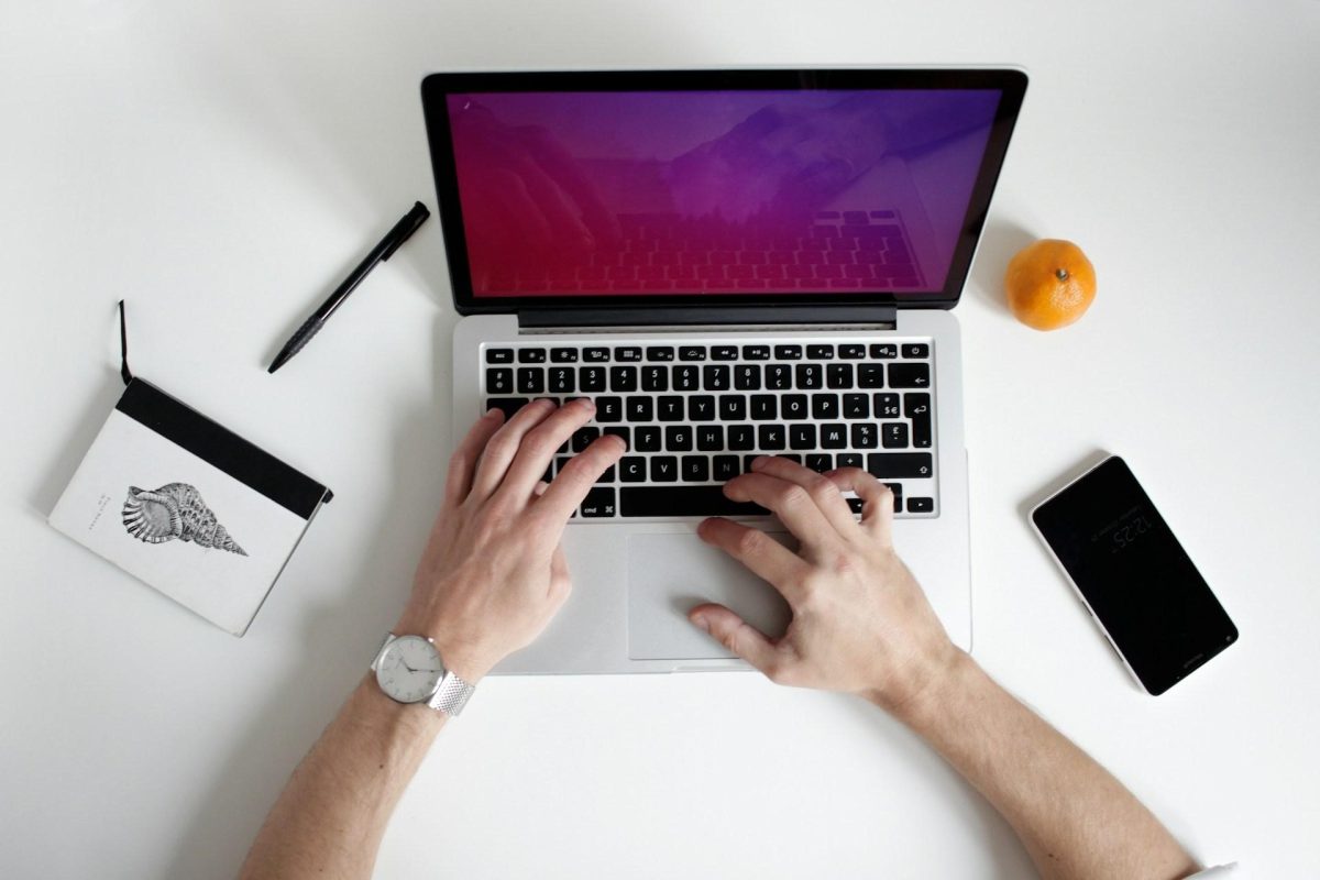 Reconversia profesională: un pas relevant în revoluția informatică a societății