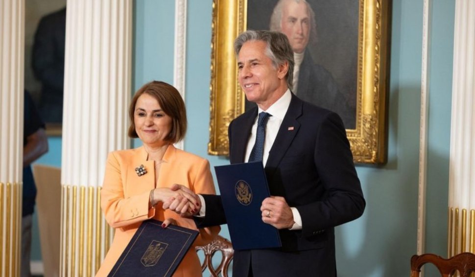 Luminița Odobescu și Antony Blinken au semnat un Memorandum privind „combaterea manipulării informațiilor de către un stat străin”. Principalele linii de acțiune