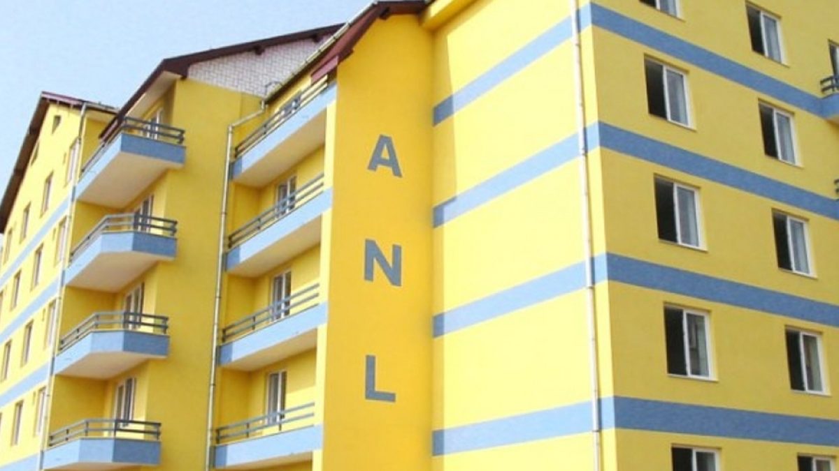 Municipalitatea ieșeană caută firme pentru sistematizarea verticală a locuințelor destinate tinerilor specialiști din sănătate. Procedura de licitație a fost lansată – FOTO
