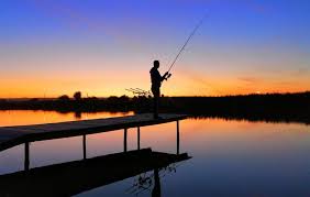 Vești proaste pentru pescari. Noua lege a pescuitului dublează amenzile și prevede chiar și închisoare, în unele cazuri