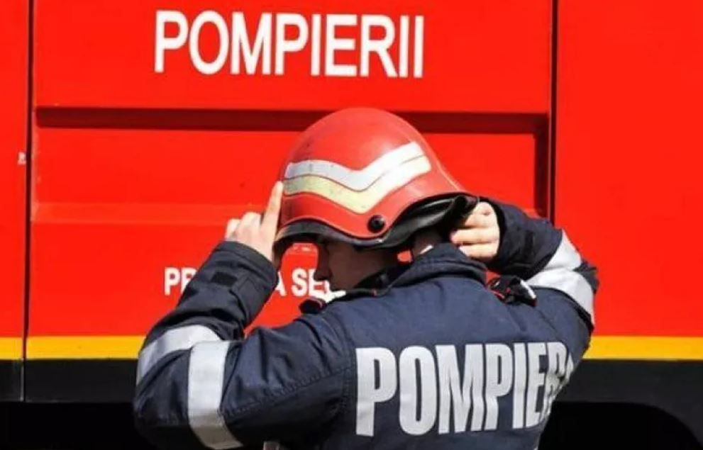Ploaia face ravagii în Iași! Pompierii ieșeni intervin pentru scoaterea apei din mai multe zone