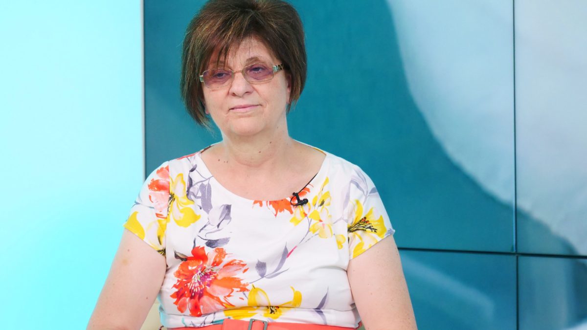Donarea de celule stem poate salva viața unui pacient oncologic! Conf. dr. Elena Albu: „Este foarte important să ajutăm un bolnav aflat în mare dificultate” – FOTO