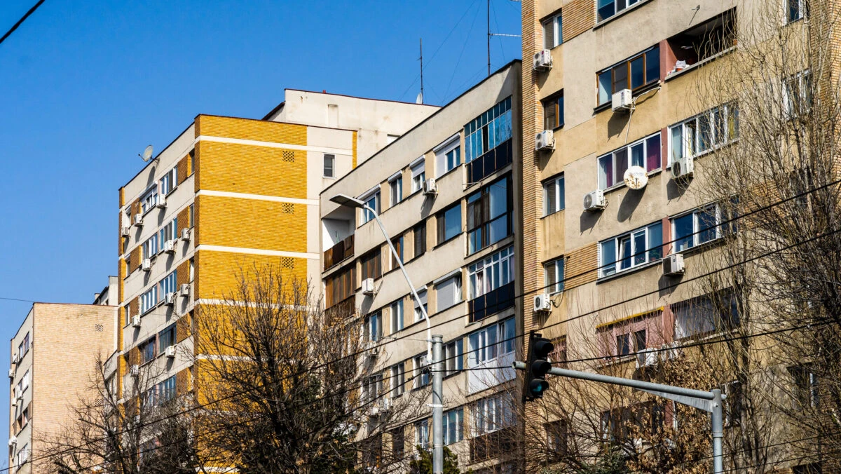 Reguli stricte pentru cei care stau la bloc. Iată ce nu au voie să facă locatarii