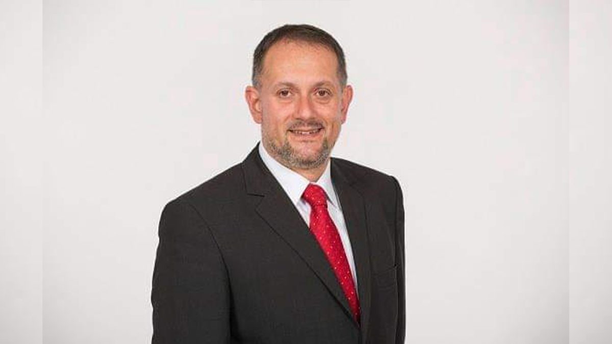 Răzbunarea primarului din Strunga! De necaz că nu a primit suficiente voturi, Sorin Lazăr a hotărât să le dea o lecție localnicilor! Nu a depus nici măcar o coroană la Monumentul Eroilor: „E supărat că nu a fost votat de oamenii de la noi din sat” – FOTO
