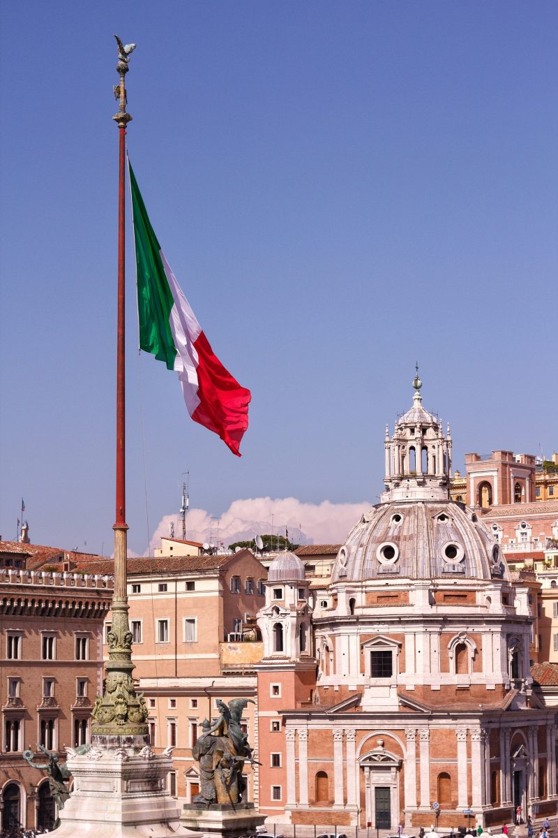 Ce reprezintă steagul Italiei? Culorile sale vibrante simbolizează și astăzi un element definitoriu al identității naționale italienești