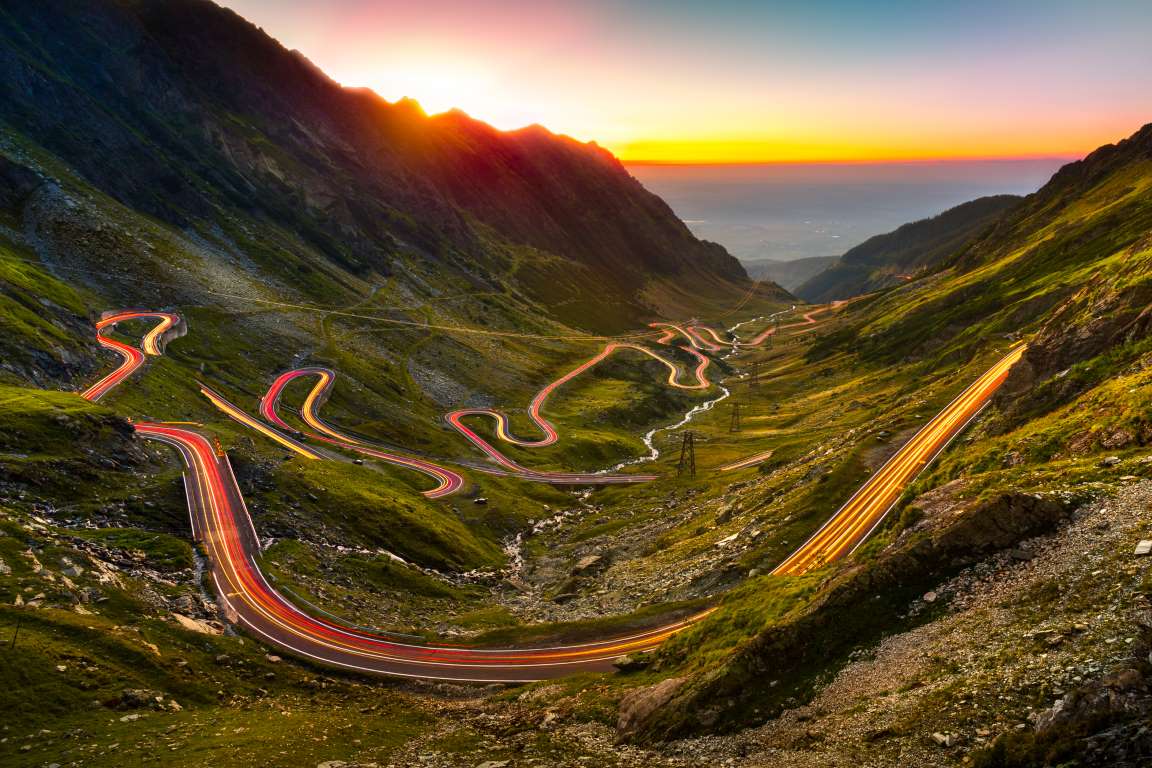 Transfăgărășanul se deschide mai devreme în acest an. Circulație începând deja să fie deschisă!