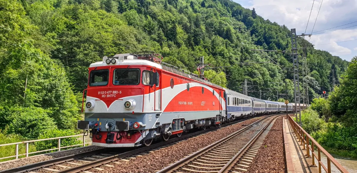 CFR Călători a pus în circulație trenul București – Istanbul. Cât costă un bilet spre Turcia