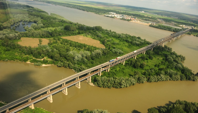 Se va construi un nou pod peste Dunăre. Când va fi gata coridorul de transport