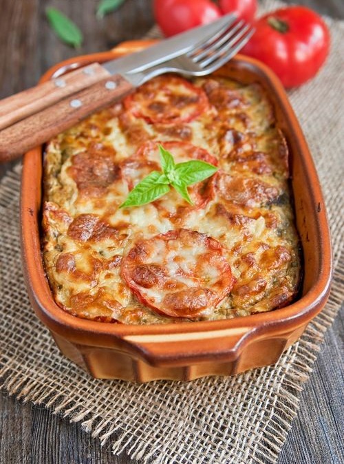 Vinete gratinate cu cașcaval și sos de roșii cu usturoi. Curcubeu pe cerul gurii!