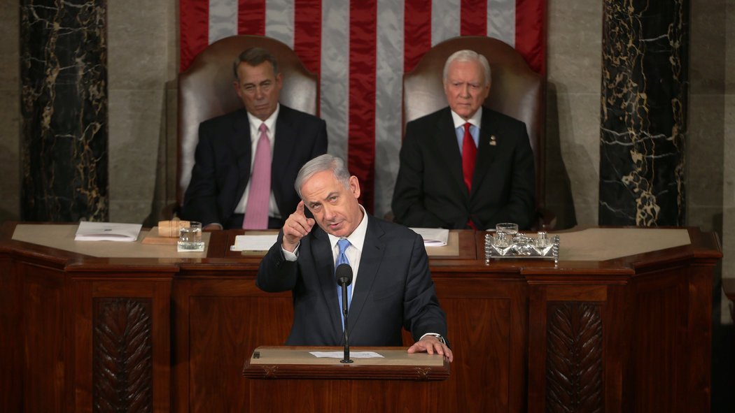 Premierul israelian Benjamin Netanyahu i-a numit pe protestatarii anti-război „idioţii utili ai Iranului”