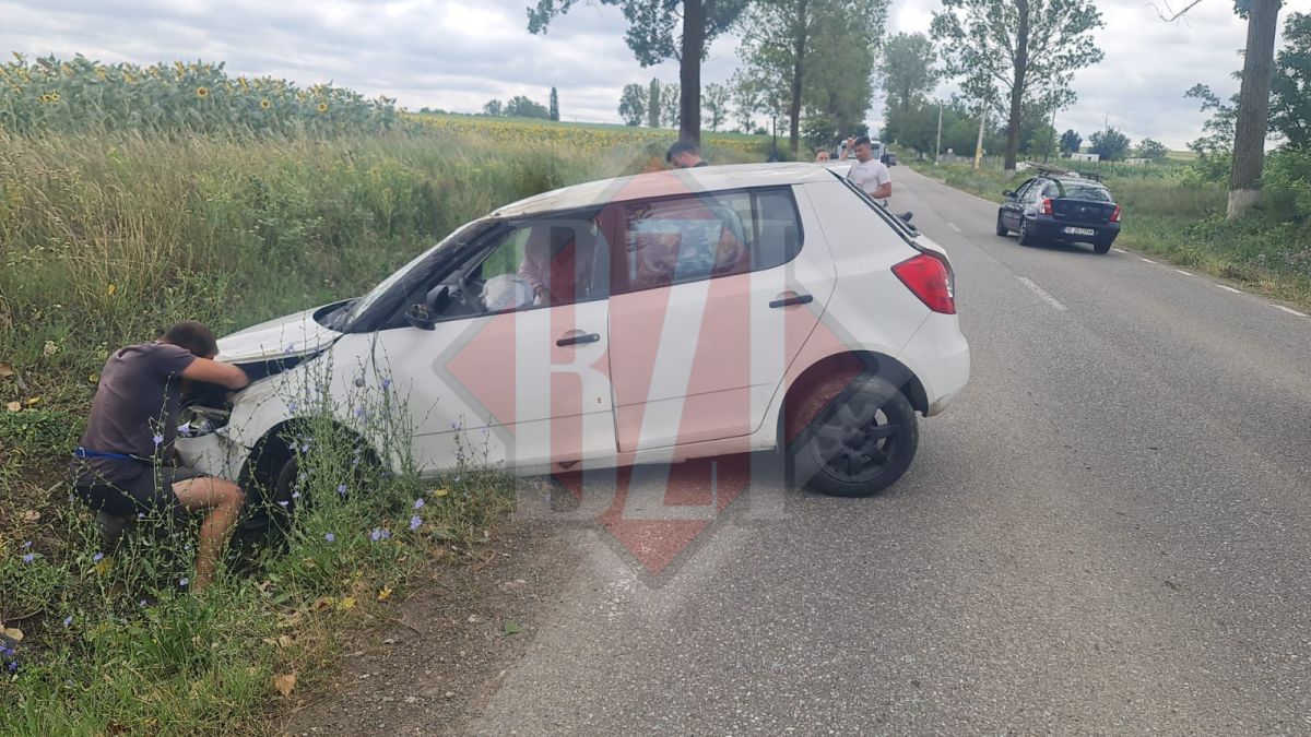 Accident rutier la Voinești. Un autoturism a fost implicat