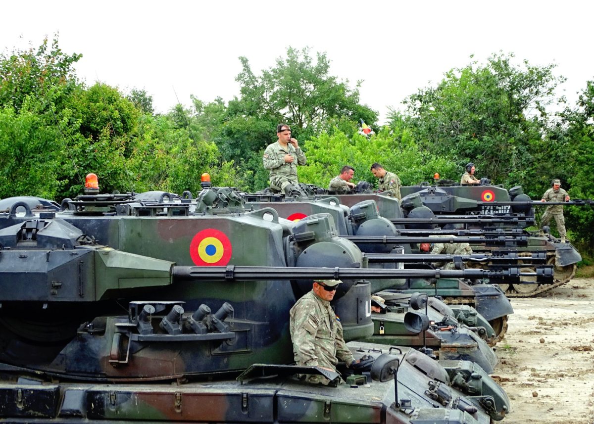România solicită un împrumut de până la două miliarde de dolari de la Statele Unite pentru tehnică militară