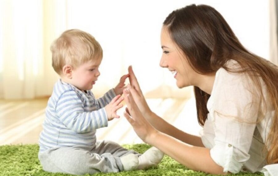 Noi reguli pentru asistenţii maternali. Anunțul făcut de ministrul Familiei: „Nu mai permitem…”