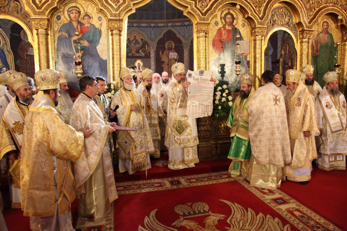 Sinodul BOR a decis canonizarea a 16 preoți. Pe listă, părintele Cleopa, Dumitru Stăniloaie și Arsenie Boca