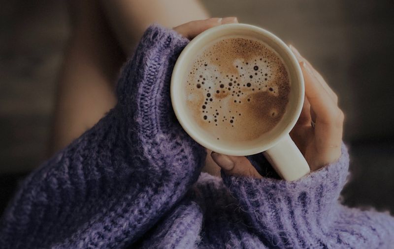 Cafeină sau cofeină? Care este forma corectă