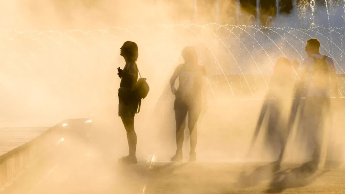 Cod portocaliu de caniculă în nouă judeţe din România! Temperaturile urcă la 39 de grade Celsius