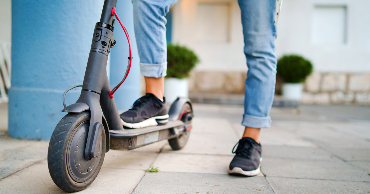Veste neașteptată pentru cei care circulă cu trotineta și bicicleta! Iată legea care a stârnit controverse