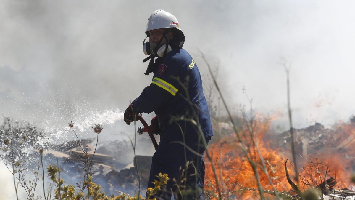 Avertismentul premierului grec: „Grecia se confruntă cu o vară deosebit de periculoasă”