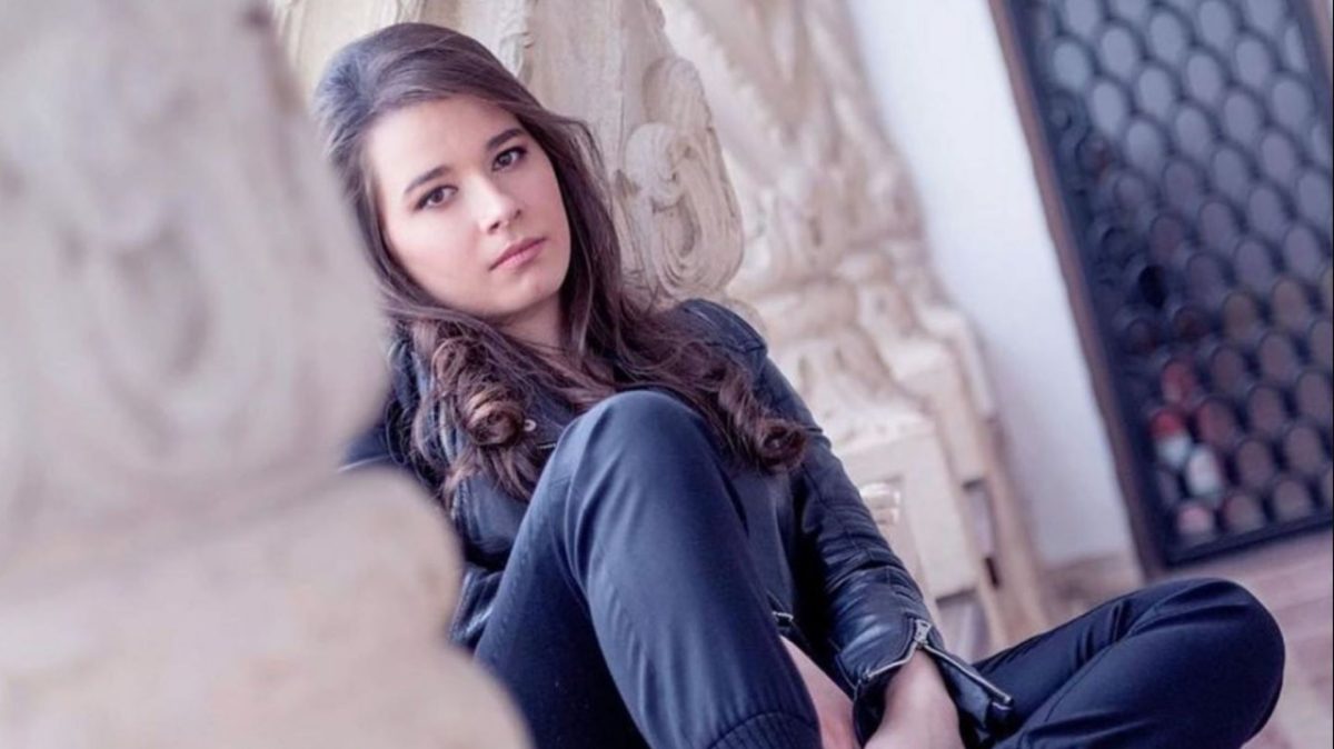 Kira Hagi, surprinsă alături de iubitul ei. Scene romantice pe stadionul din Munchen