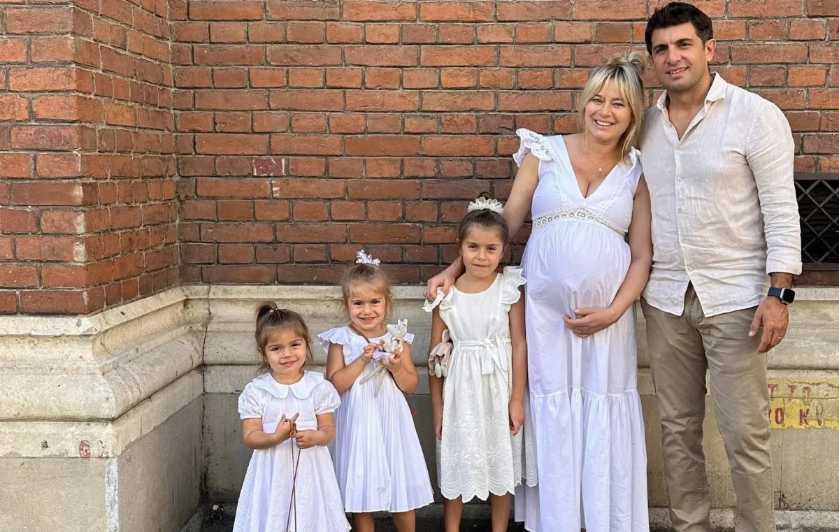 Laura Cosoi, a primit comentarii negative pentru că are mulți copii. “Fiecare face câți copii dorește și îi crește cum vrea”
