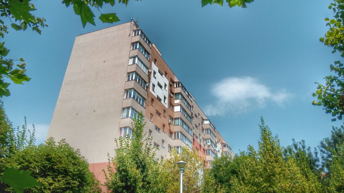 Lege pentru proprietarii de apartamente! Regula pe care mulți o încalcă