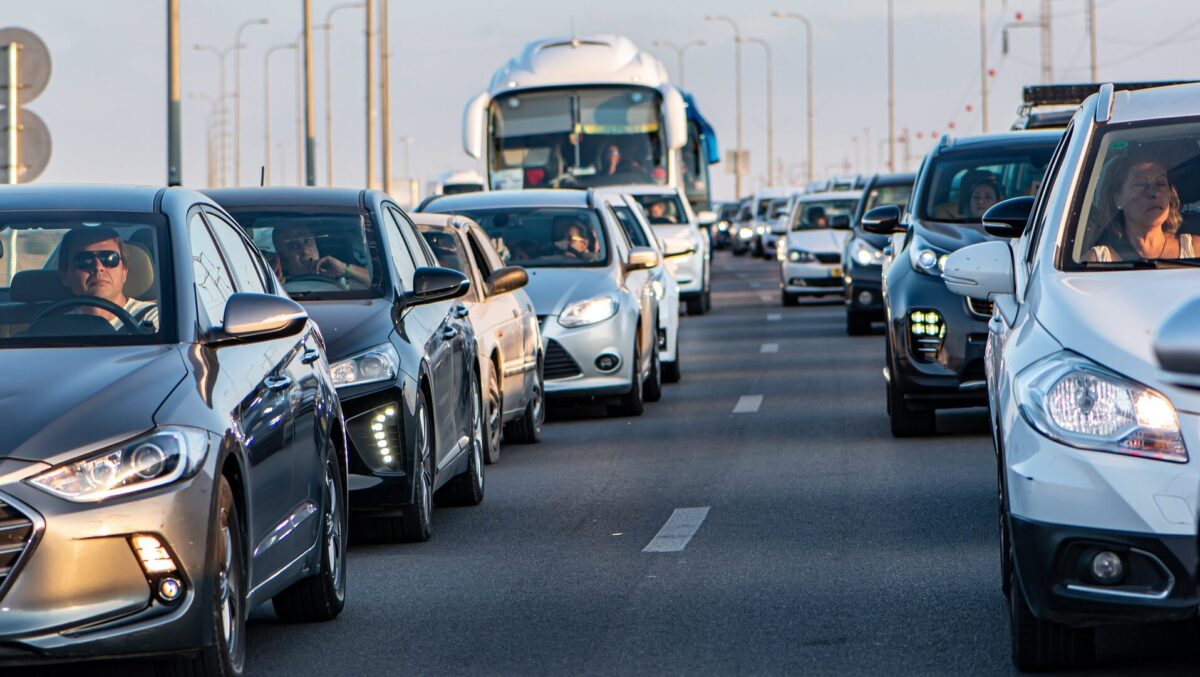 Această țară interzice accesul mașinilor din Rusia. Unde a fost luată decizia
