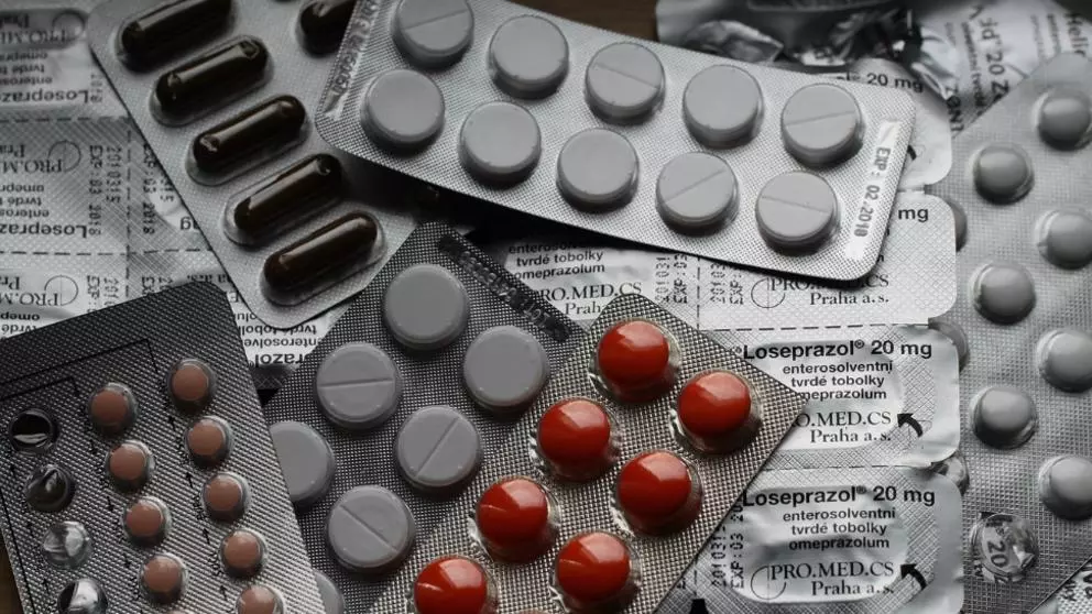 Canicula și medicamentele. Unde nu trebuie ținute în perioadele cu temperaturi de peste 30 de grade Celsius
