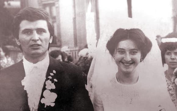 Cum arăta Nea Mărin tânăr? Cum a reușit să o cucerească pe soția lui, Mărioara?
