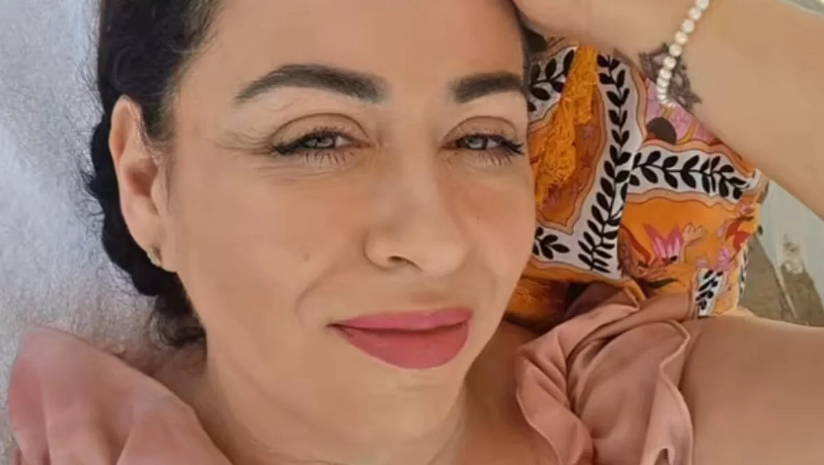 Oana Roman a arătat ce mărime poartă la haine, după ce a primit critici din partea fanilor