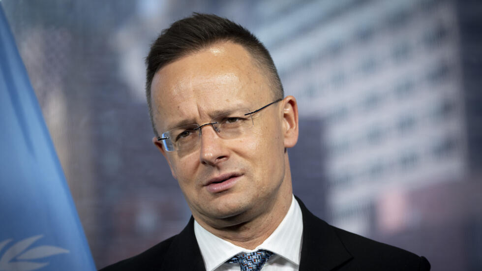 Ungaria nu doreşte ca NATO să devină un bloc „anti-China” şi nu îi va sprijini pe aliaţi să facă acest lucru. „Admiterea Ucrainei nu ar consolida, ci ar slăbi unitatea”