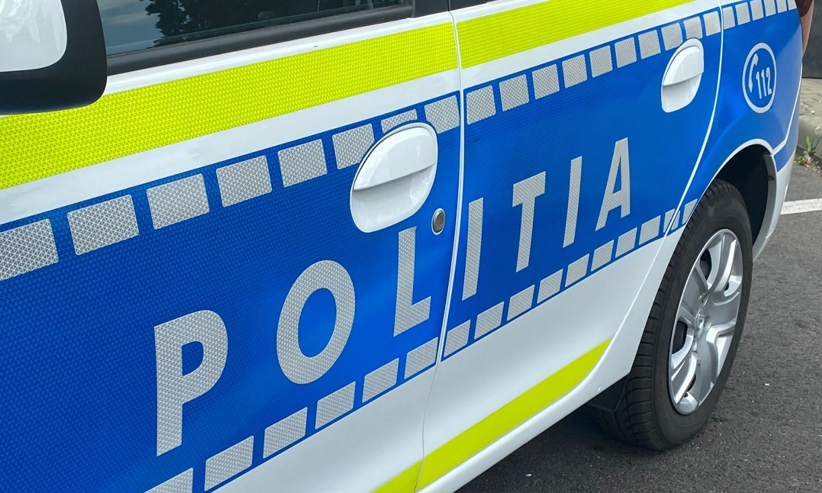 Un ofițer judiciar de la crimă organizată a fost arestat preventiv