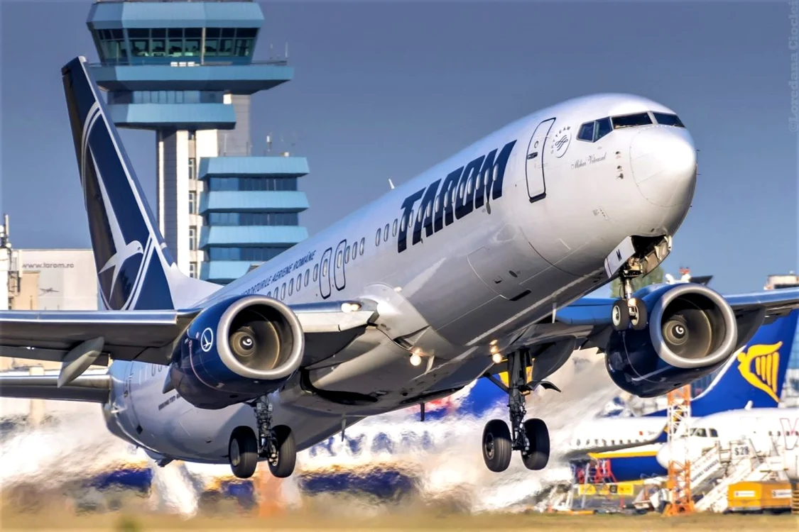 Ce salariu are un pilot la TAROM. Iată cât câștigă unul la Wizz Air, Emirates sau Turkish Airlines
