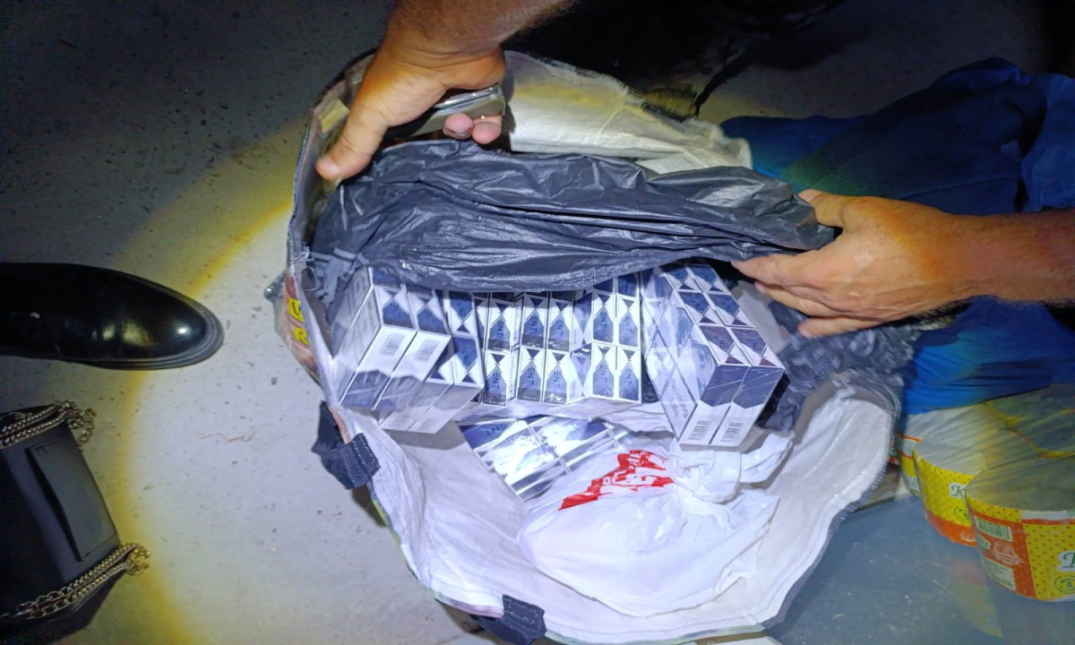 Ţigări de contrabandă, cu destinația Italia, confiscate la frontieră