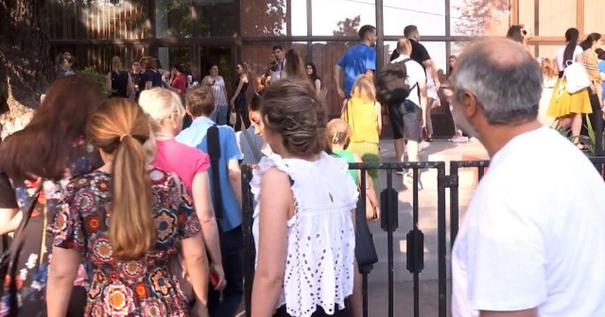 Titularizare 2024. Zeci de profesori au fost eliminați din examen după ce au încercat să copieze