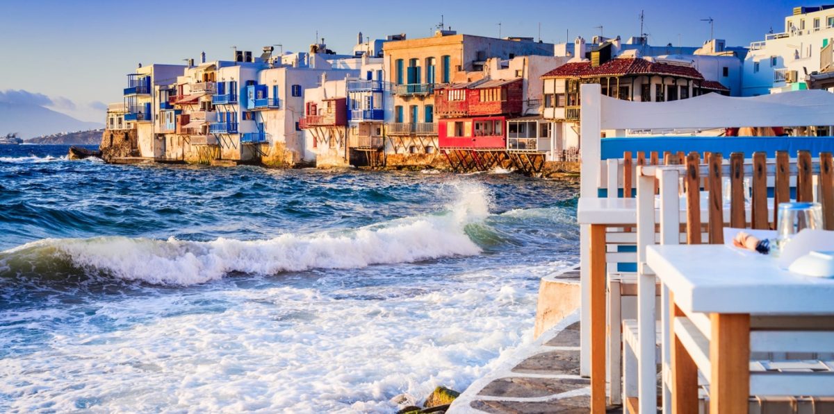 Turiștii români fug de această insulă populară din Grecia! Cum au reacționat proprietarii hotelurilor