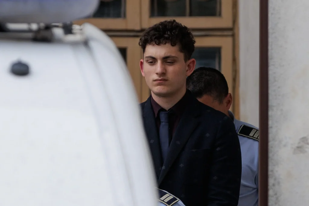Nouă decizie privind soarta lui Vlad Pascu. Autorul tragediei din 2 Mai rămâne în arest preventiv