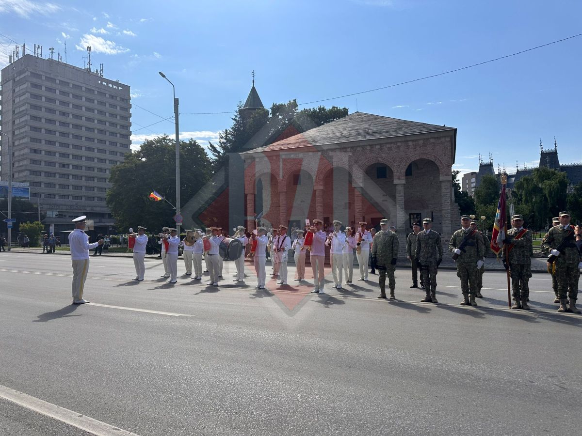 Ziua imnului naţional al României, marcată la Iaşi printr-o ceremonie militară