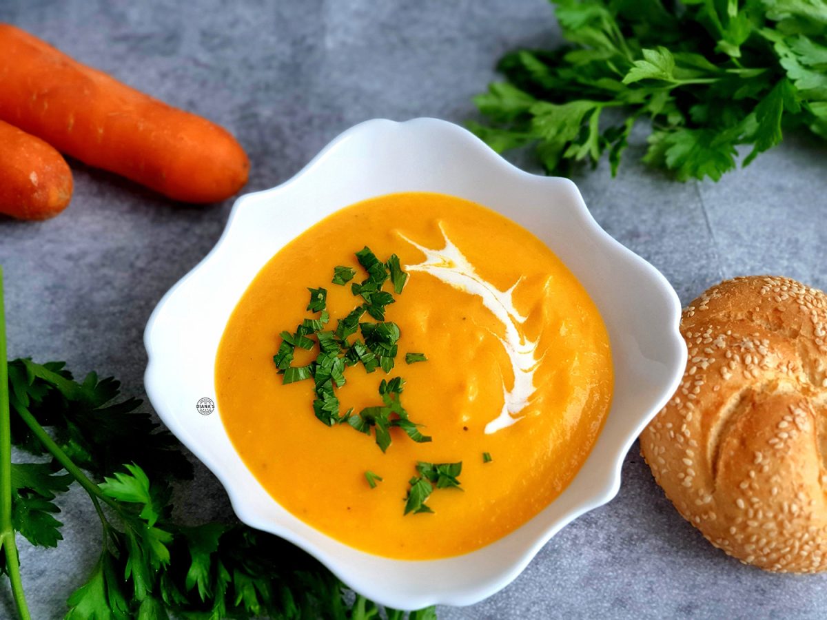 Supa cremă de morcovi, o masă ușoară și plină de vitamine. Cum pregătești acest preparat delicios