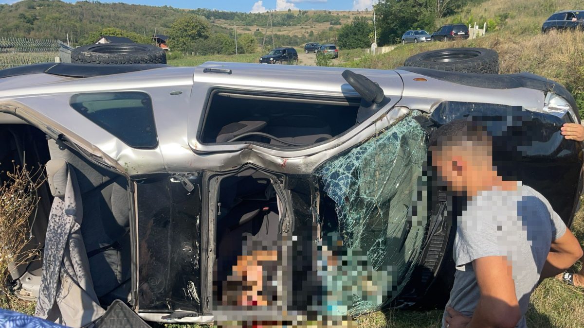 Viteza l-a condus la moarte pe un tânăr de 22 de ani din Neamț! Medicii s-au chinuit minute bune să-l resuciteze – FOTO
