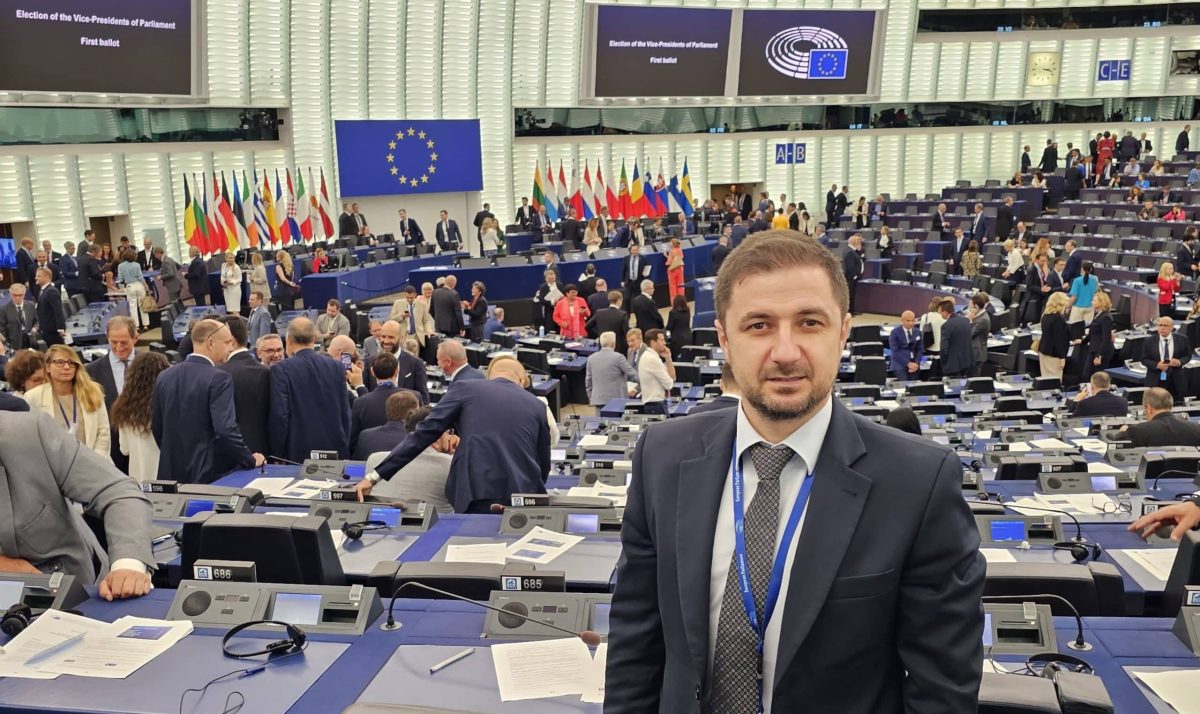Adrian Axinia, deputat AUR: ”Am cerut explicații Comisiei Europene referitor la ajutorul de 95,3 milioane de euro pentru restructurarea TAROM”