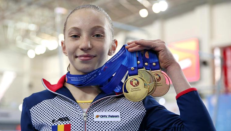 Gimnasta Ana Maria Bărbosu a primit titlul de Ambasador al municipiului Focşani