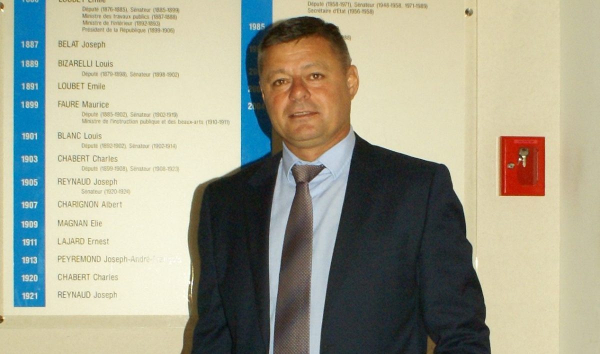 Primarul ”Șpăguță”, audiat de DNA în dosarul de corupție în care este implicat și Iulian Dumitrescu