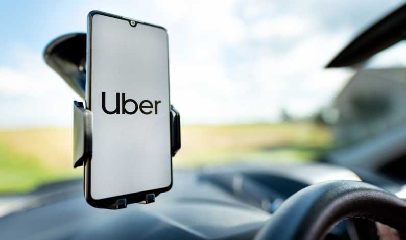 324 de milioane de dolari amendă încasata de Uber pentru că a dat mai departe datele sensibile ale şoferilor