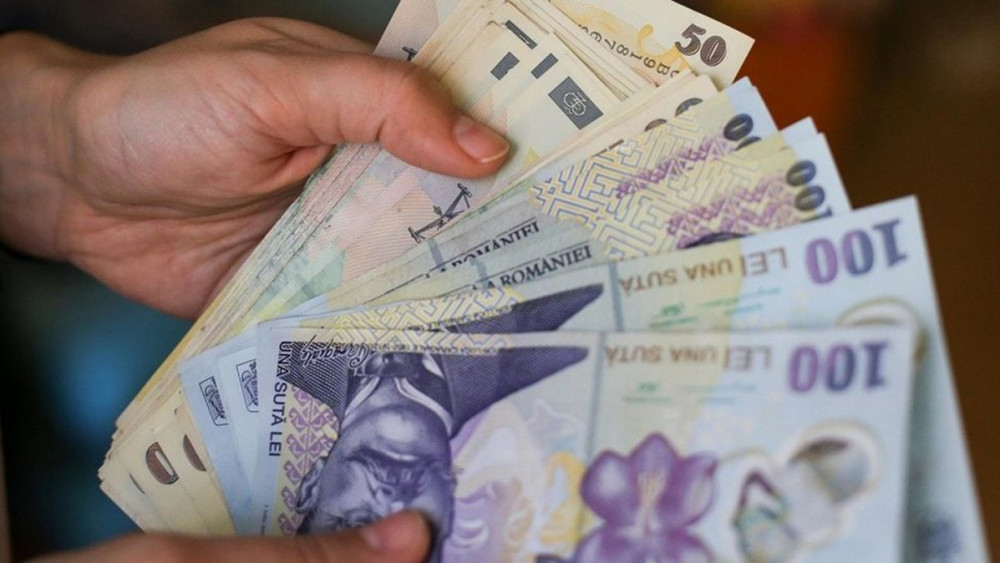 Angajații de la stat și privat vor fi impozitați suplimentar! Legea se aplică în funcție de salariu